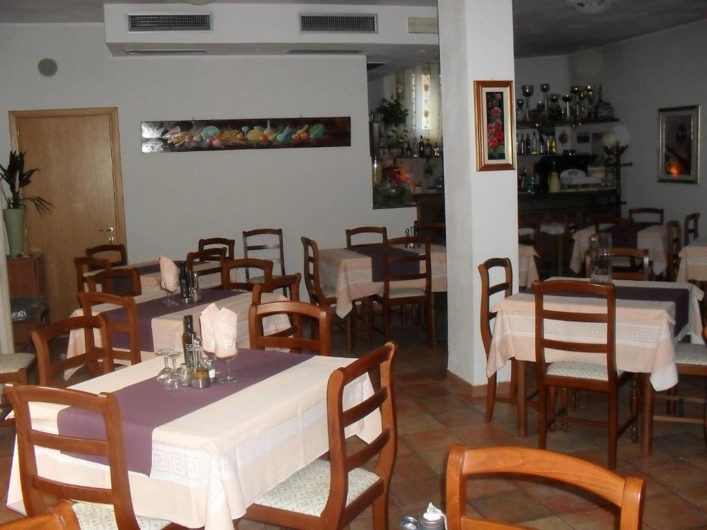 Albergo Ristorante Olimpia Abbadia San Salvator Kültér fotó